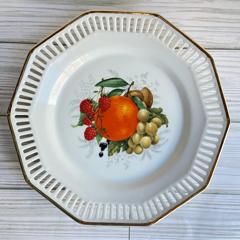 Schwarzenhammer Bavaria porcelain fruit plate with pierced gilded rim VINTAGE